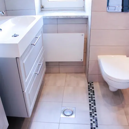 Luxury Renovated - 600 Mbit - 64 M2 - 65 Inch Tv Apartment Riga Exterior photo